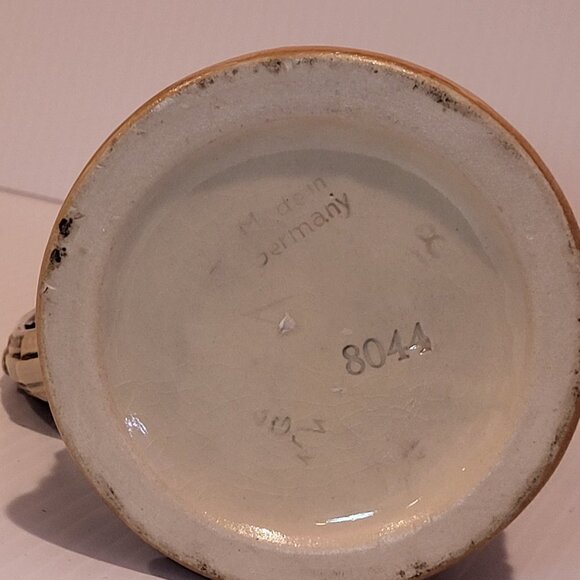 Vintage German Beer Stein Pewter Lid 8.5 in Tall Hand Painted Couple 0.5 L - Picture 15 of 16